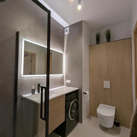 Apartment Rakowiec - Chopin Airport *